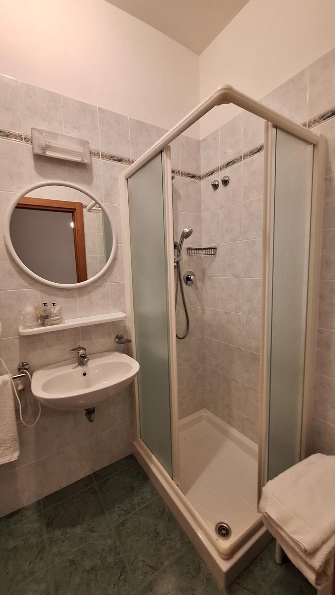 Hotel Massimo Червія Екстер'єр фото